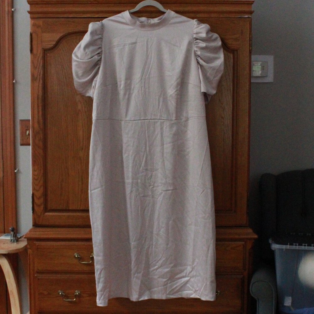 H&M Rushed Split Sleeve Accent Maxi Dress